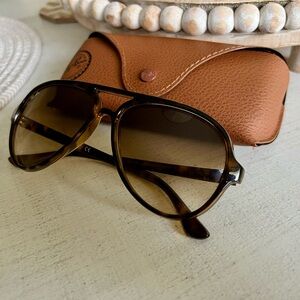 Rayban Pilot sunglasses